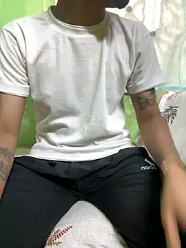 foxythebold online show from November 2025 07:19:02 AM