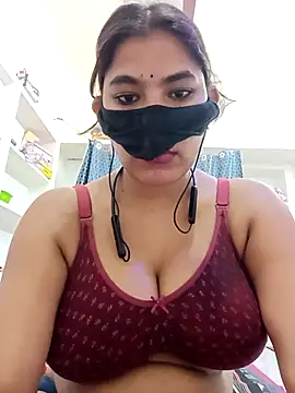 Snapshot of Hot_radhaji chatting on April 2026 01:52:02 PM Hot radhaji online show from April 2026 01:52:02 PM