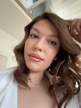 ClaraPasssion online show from April 2026 04:52:02 PM