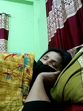 Megla879 online show from November 2025 03:55:01 PM