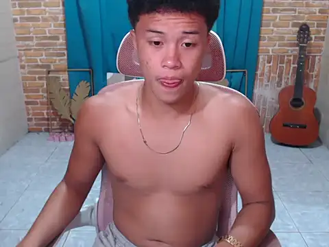 ur naughtyboy patrick online show from November 2025 01:33:02 PM