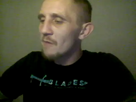 Snapshot of Twolatte chatting on December 2025 08:03:01 PM Twolatte online show from December 2025 08:03:01 PM