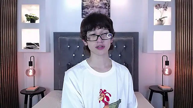 Emo Boy  online show from March 2026 08:13:01 PM