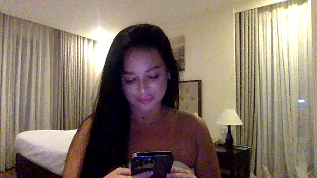 Fayronna online show from February 2026 02:53:02 PM