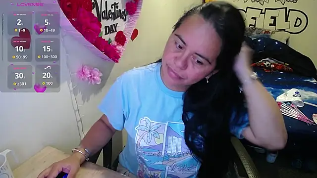 Miss  kendra  online show from April 2026 11:26:02 AM