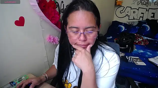 Miss  kendra  online show from April 2026 03:57:01 PM