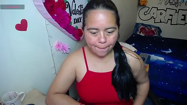 Miss  kendra  online show from April 2026 01:41:02 PM