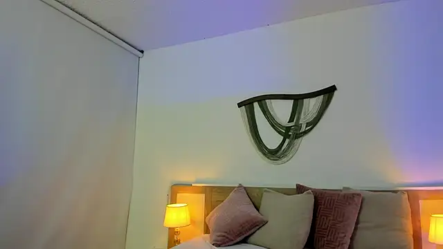 Baby Lannie online show from October 2025 04:27:01 AM