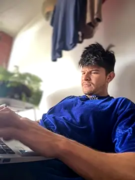 Nick Juniorr online show from October 2025 05:46:02 PM