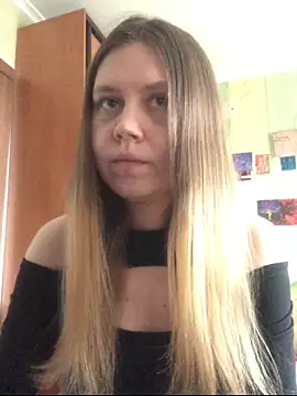 LunaVirelle online show from February 2026 10:42:02 AM