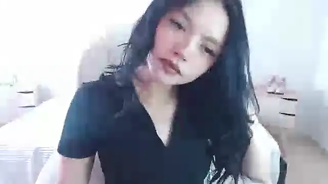 Sara Melo online show from October 2025 12:50:02 PM