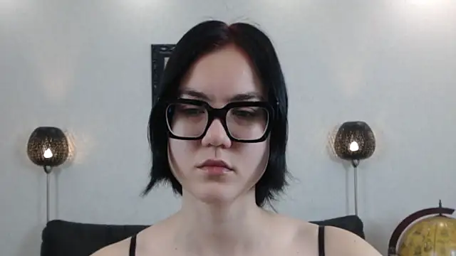 Marie Fitch online show from December 2025 12:52:02 AM