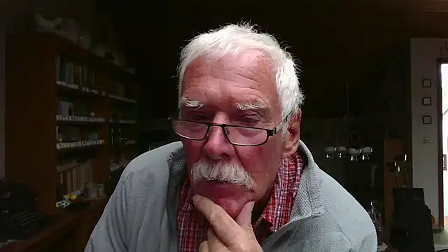 super-snoopy online show from September 2025 08:35:01 AM