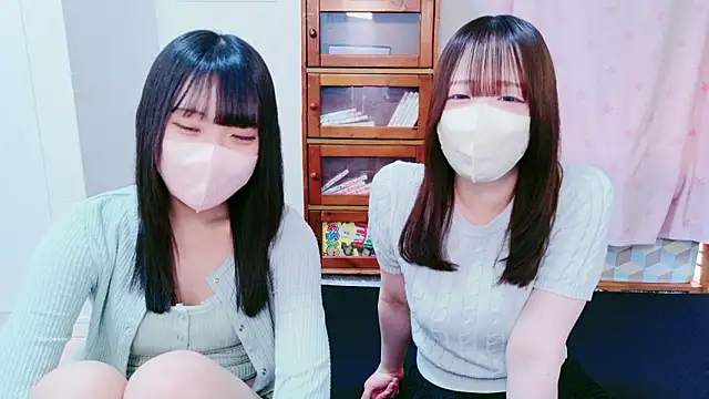 Snapshot of KaYo_sorriso chatting on May 2026 06:10:02 AM KaYo sorriso online show from May 2026 06:10:02 AM