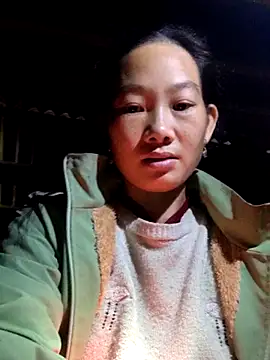 gio-thu online show from November 2025 02:23:02 AM