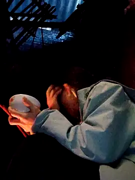 gio-thu online show from November 2025 01:27:02 AM