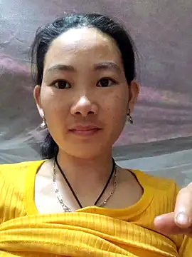 gio-thu online show from April 2026 11:58:01 AM