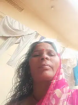 Snapshot of Rt_shreya chatting on June 2026 05:57:02 AM Rt shreya online show from June 2026 05:57:02 AM