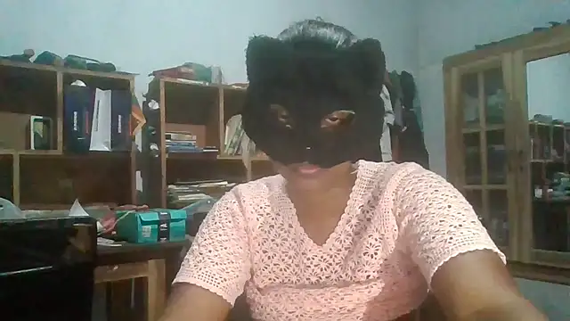 Nora-2003 online show from April 2026 11:15:02 PM