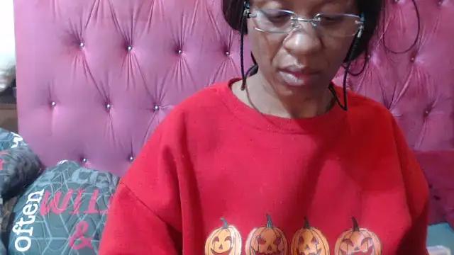 Snapshot of kinkyboobs12 chatting on July 2026 06:15:01 AM kinkyboobs12 online show from July 2026 06:15:01 AM