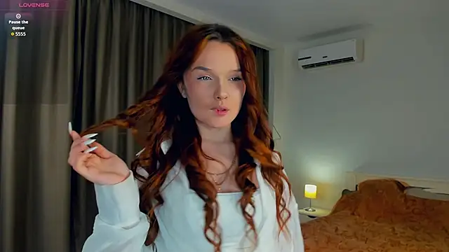 Snapshot of RonnieSchmertz chatting on October 2025 04:25:02 PM RonnieSchmertz online show from October 2025 04:25:02 PM