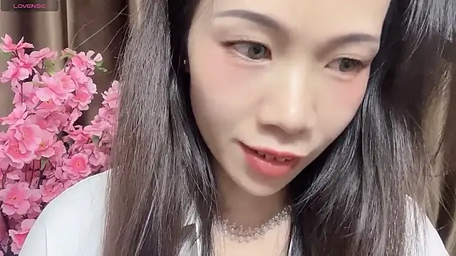 Snapshot of Lynnalltop-165-KeKe chatting on October 2025 12:59:01 PM Lynnalltop-165-KeKe online show from October 2025 12:59:01 PM