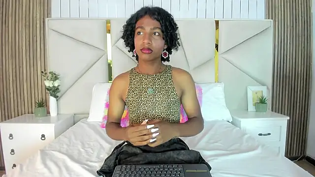 Snapshot of rebeca_brown_ chatting on October 2025 12:14:01 PM rebeca brown online show from October 2025 12:14:01 PM