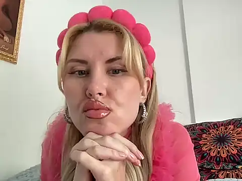 Ilymaris online show from February 2026 12:42:02 PM