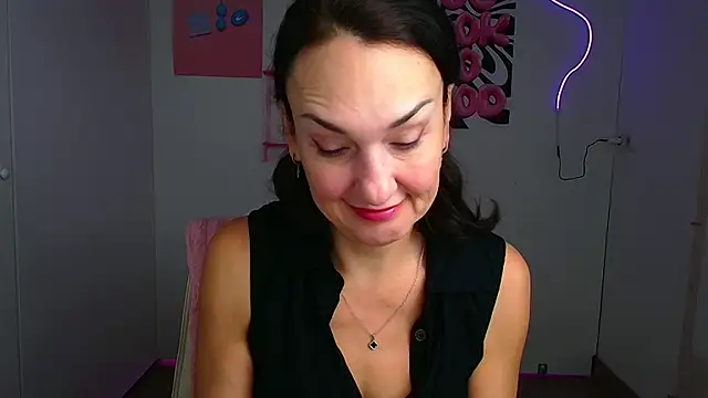 Rosie Rosee online show from February 2026 12:37:02 PM