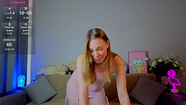 Snapshot of ElizaPurrr chatting on April 2026 10:49:02 AM ElizaPurrr online show from April 2026 10:49:02 AM