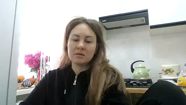 Snapshot of MeadowEyes chatting on June 2026 06:49:02 AM MeadowEyes online show from June 2026 06:49:02 AM