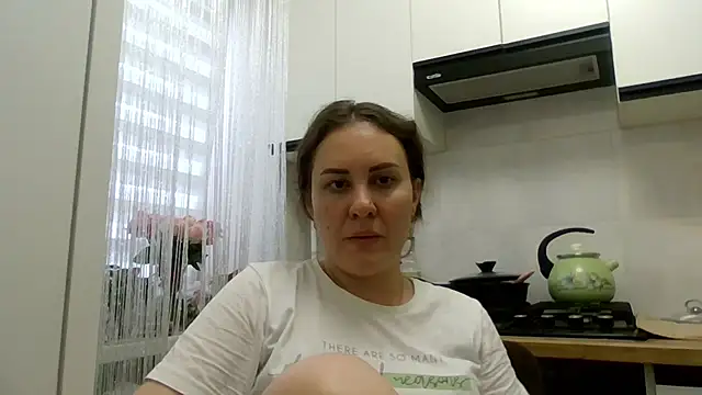MeadowEyes online show from June 2026 04:40:02 PM