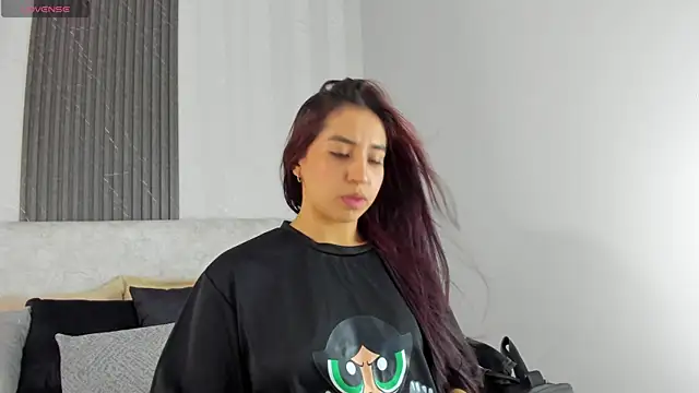 Snapshot of Vittoria_Conti_ chatting on June 2026 05:37:01 PM Vittoria Conti online show from June 2026 05:37:01 PM