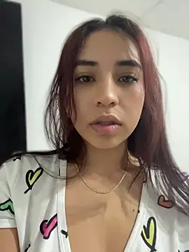 Snapshot of Vittoria_Conti_ chatting on June 2026 06:03:01 PM Vittoria Conti online show from June 2026 06:03:01 PM