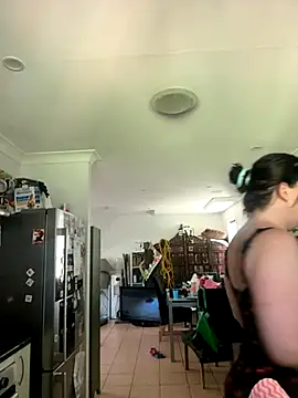 oceanGal25 online show from December 2025 02:08:02 AM