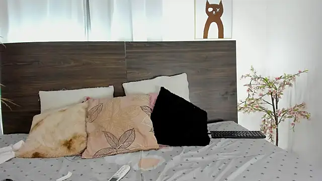 Brianna Maya online show from February 2026 10:32:02 PM