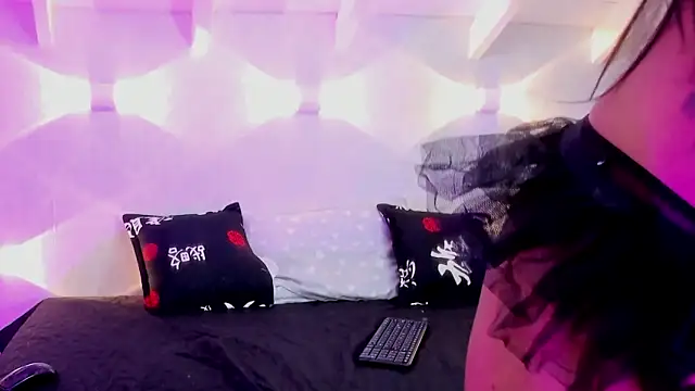 Brianna Maya online show from April 2026 08:31:02 PM