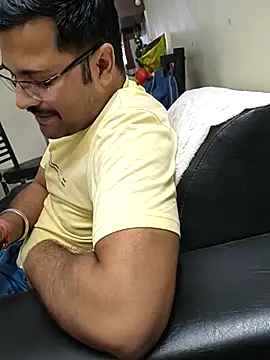 Snapshot of Yogesh_89 chatting on October 2025 12:52:02 AM Yogesh 89 online show from October 2025 12:52:02 AM