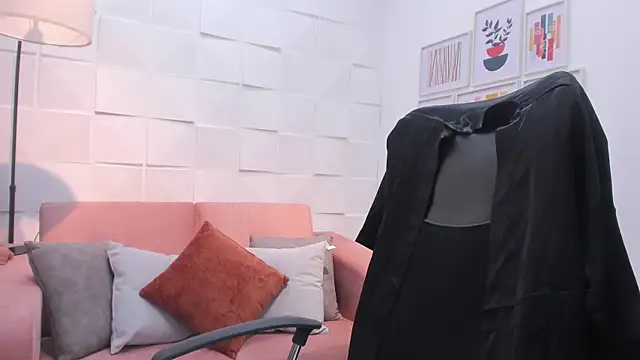 Sasha Grace online show from February 2026 01:09:02 PM