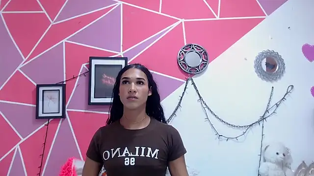 Tifany Adams online show from November 2025 08:22:02 PM