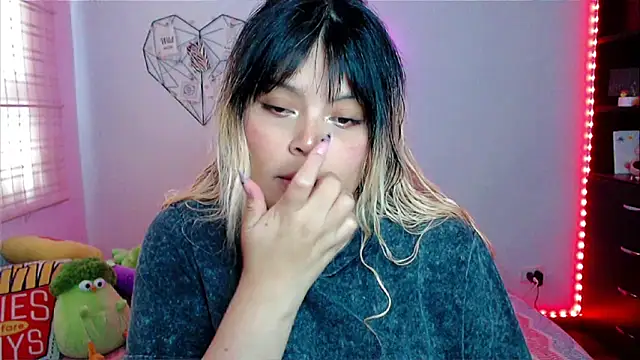 EllieMoonX online show from February 2026 09:48:02 PM