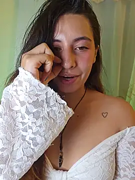 Snapshot of Meganthomson chatting on May 2026 12:19:02 AM Meganthomson online show from May 2026 12:19:02 AM
