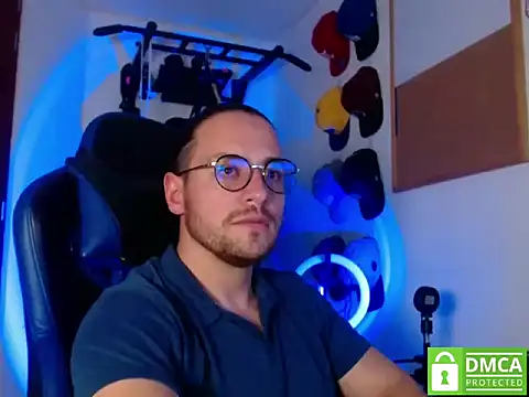 Snapshot of kurt_xx chatting on October 2025 01:17:01 AM kurt xx online show from October 2025 01:17:01 AM