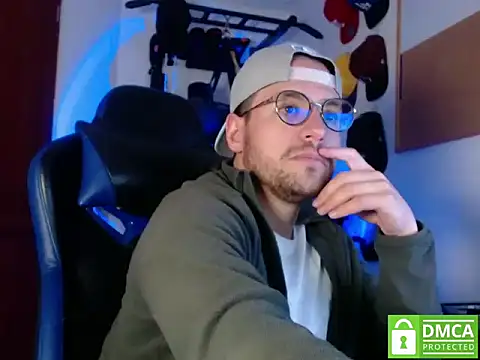 Snapshot of kurt_xx chatting on November 2025 04:36:01 AM kurt xx online show from November 2025 04:36:01 AM