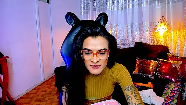 ZAMMIRA online show from November 2025 06:03:01 AM