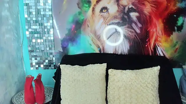 Snapshot of ZAMMIRA chatting on February 2026 05:22:02 AM ZAMMIRA online show from February 2026 05:22:02 AM