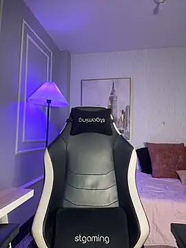 HoneyMollyX online show from February 2026 01:07:01 PM