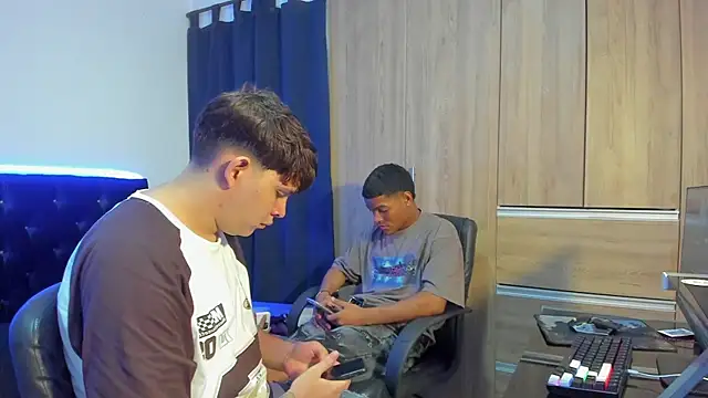 isaac master77 online show from November 2025 03:39:01 AM