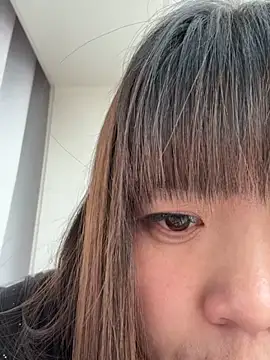 Snapshot of weiww1995 chatting on December 2025 03:46:02 AM weiww1995 online show from December 2025 03:46:02 AM
