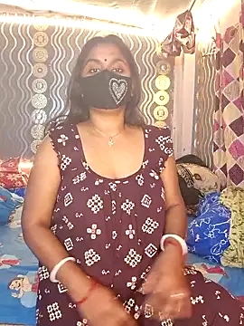 Sweet-Maddlina online show from November 2025 03:17:01 AM